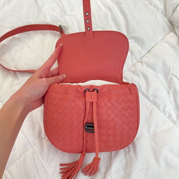 BOTTEGA VENETA WAIST BAG - Picture 3 of 10